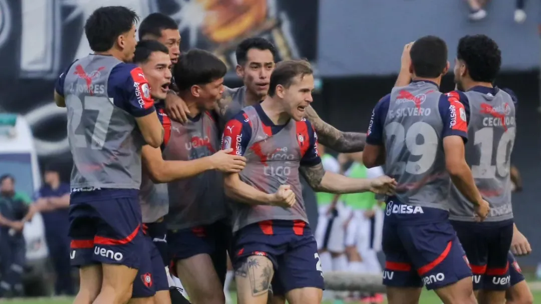 Cerro Porteño vuelve al triunfo en los superclásicos