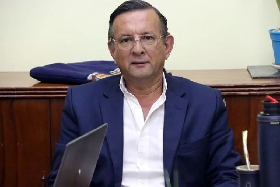 Presidente Peña remueve a Pastor Soria de la presidencia del SENAVE tras imputación