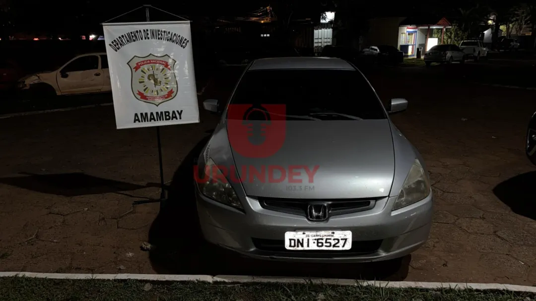 Persecución policial en Cerro Corá termina con incautación de vehículo abandonado