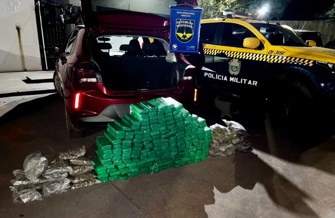 Policía brasileña incauta más de 150 kg de marihuana y skunk en Naviraí tras persecución