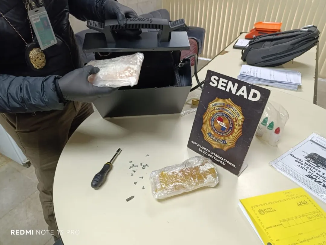 Aeropuerto: Hallan marihuana premium en dispositivos electrónicos