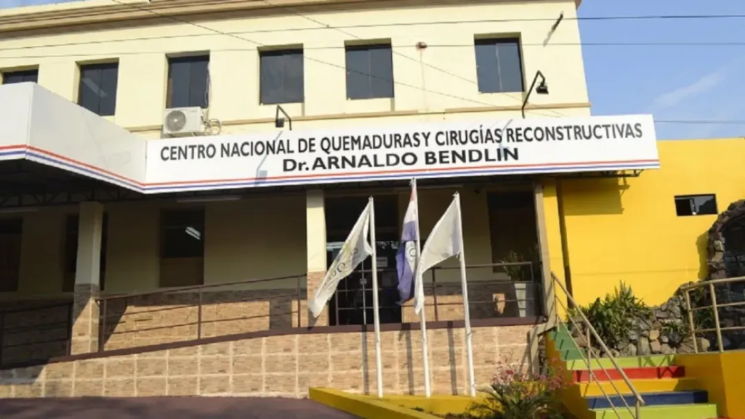 Un policía sufre quemaduras graves tras incendio de su vivienda en Ciudad del Este