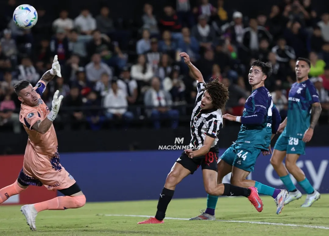 Libertad quiere dar el salto hacia los Octavos de Final