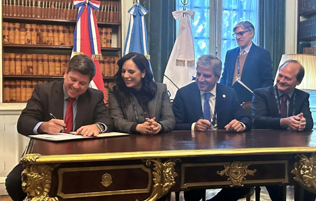 Evalúan la construcción de un gasoducto regional